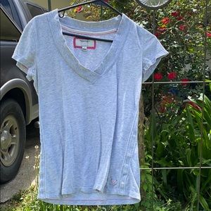 Grey tee